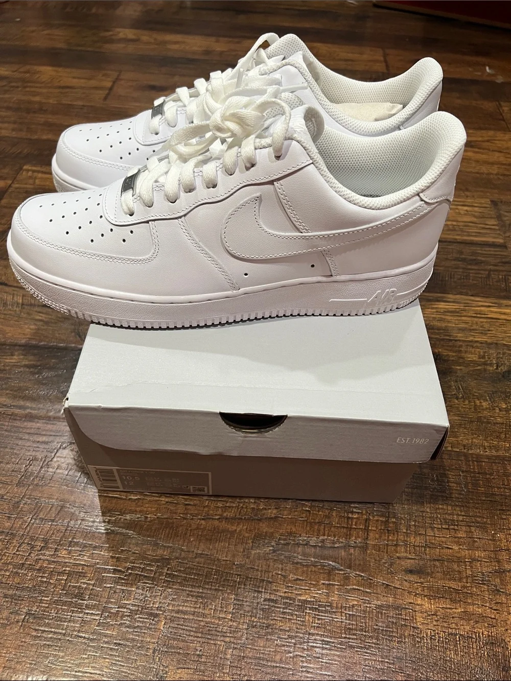 Nike Men's White Air Force 1 ‘07